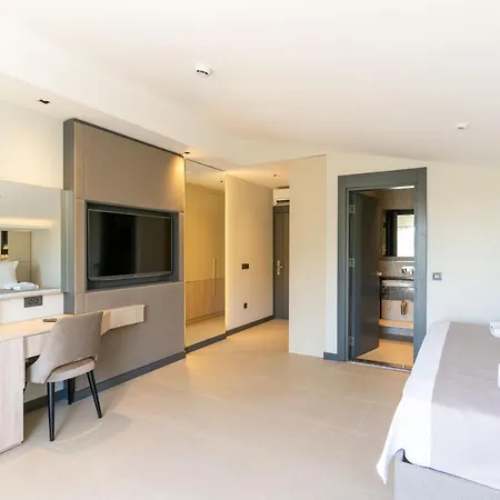 Seatown Hotel 3*
